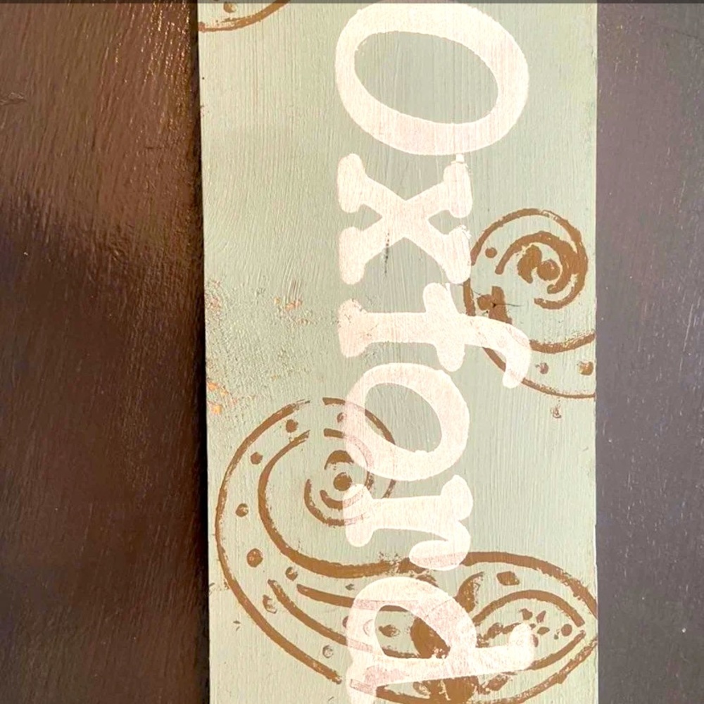 OXFORD Sign